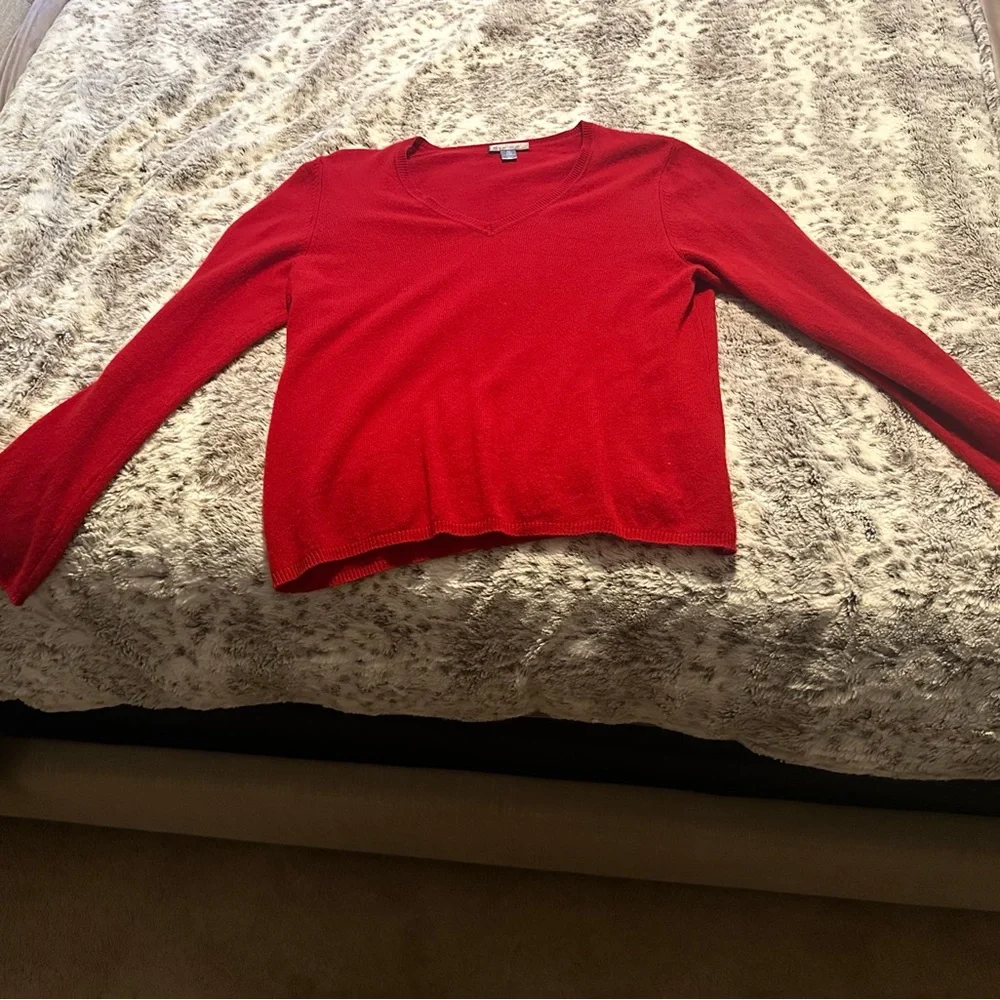 Charter Club 100% Cashmere Red Sweater - Picture 2 of 3